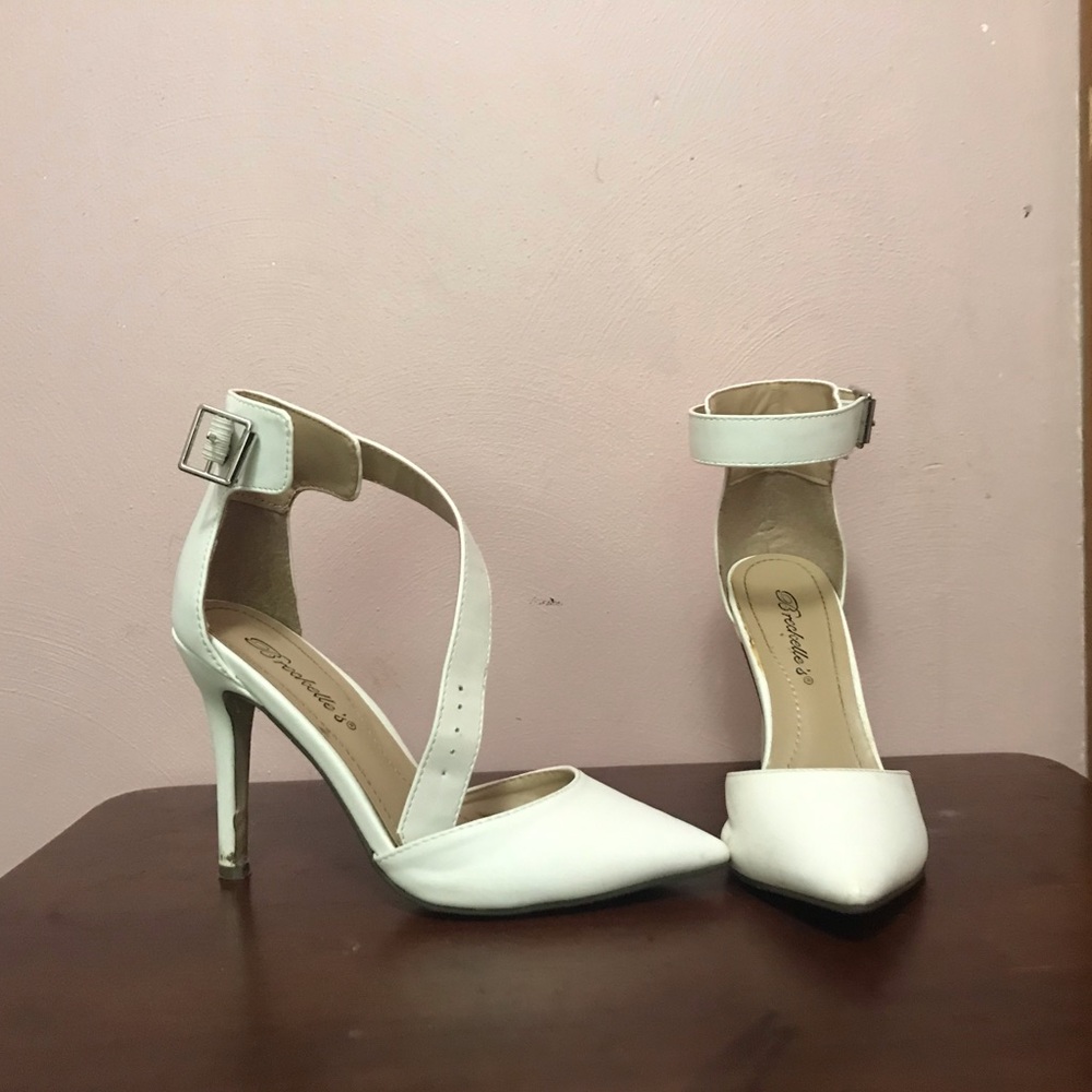 Windsor Heels
